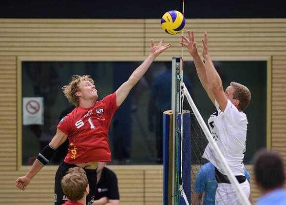 Volleyball 1. Bundesliga Saison 2016 2017 Testspiel TV Rottenburg - SV Fellbach 07.09.2016 Dirk Mehlberg (li, TV Rottenburg) 