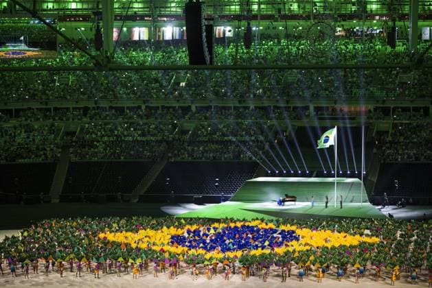 Bilder des Tages - SPORT (160908) -- RIO DE JANEIRO, Sept. 8, 2016 -- Photo taken on Sept. 7, 2016 shows the opening ceremony of the 2016 Rio Paralympic Games at the Maracana Stadium in Rio de Janeiro, Brazil. ) (SP)BRAZIL-RIO DE JANEIRO-PARALYMPICS RIO 2016-OPENING CEREMONY XiaoxYijiu 