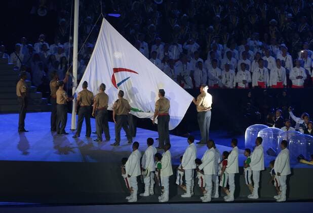 Bilder des Tages - SPORT PARALYMPICS - Paralympic Summer Games Rio 2016 RIO DE JANEIRO,BRAZIL,07.SEP.16 - PARALYMPICS - Paralympic Summer Games Rio 2016, opening ceremony. Image shows the paralympic flag. GEPAxpictures xCh.xKelemen