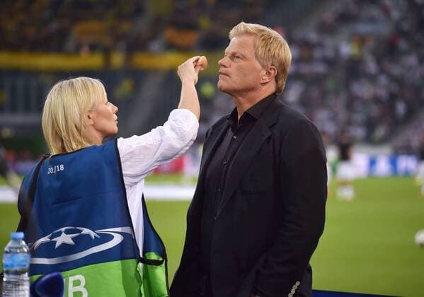 24.08.2016, Fussball, Saison 2016 2017, Champions League Qualifikation, Play-off, Borussia Moenchengladbach - Young Boys Bern 6:1, ZDF Fussball Experte Oliver Kahn wird geschminkt