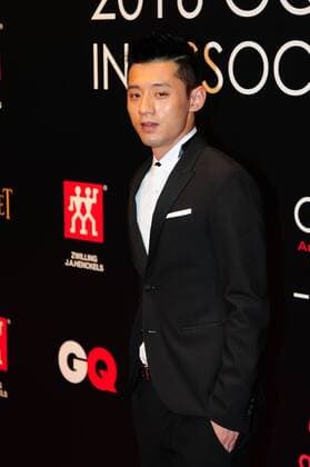 Chinese Table tennis Tischtennis star Zhang Jike arrives on the red carpet for the award ceremony of the 2016 GQ Men of The Year in Shanghai, China, 8 September 2016. Chinese sports stars highlight award ceremony of 2016 GQ Men of The Year  20160908_66316