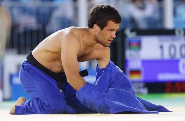 Themen der Woche - SPORT Bilder des Tages - Sport Rio de Janeiro , Paralympics , Judo , - 73 kg Halbfinale , Nikolai Kornhass ( GER blau ) nach seiner Niederlage