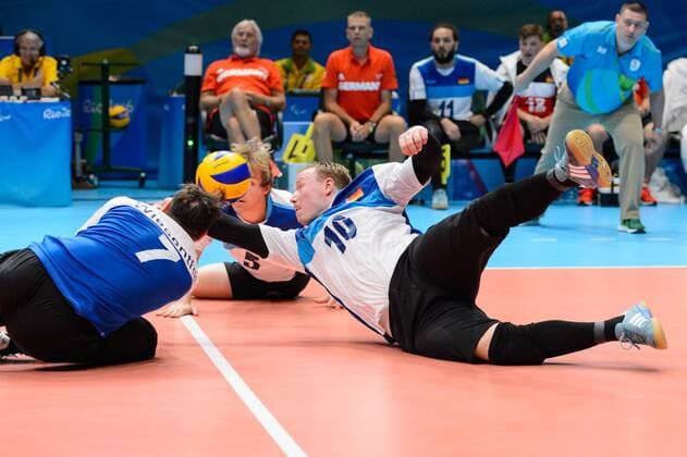Rio Paralympics 2016, Sitzvolleyball, Deutschland - Ägypten 09.09.2016, Rio de Janeiro, Riocentro 6 Paralympische Spiele, Sitzvolleyball, Deutschland (GER) vs. €gypten Aegypten (EGY) Abwehr Heiko Wiesenthal ( 7 GER), Christoph Herzog ( 10 GER)