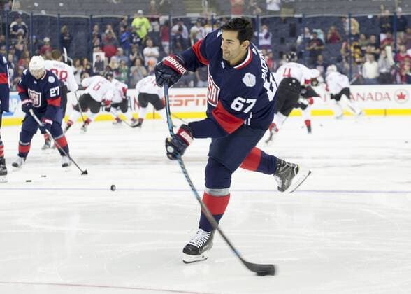 Eishockey, World Cup of Hockey, USA - Kanada 09 September 2016: Max Pacioretty 67 of Team USA before the World Cup of Hockey friendly between Team USA and Team Canada held at Nationwide Arena.(Photo Credit: Jason Mowry ICON Sportswire) HOCKEY: SEP 09 World Cup of Hockey Pre-Tournament - Team Canada v Team USA Icon160909002 EDITORIAL USE ONLY