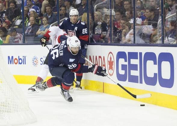 Eishockey, World Cup of Hockey, USA - Kanada 09 September 2016: Blake Wheeler 26 of Team USA during the World Cup of Hockey friendly between Team USA and Team Canada held at Nationwide Arena.(Photo Credit: Jason Mowry ICON Sportswire) HOCKEY: SEP 09 World Cup of Hockey Pre-Tournament - Team Canada v Team USA Icon160909015 EDITORIAL USE ONLY