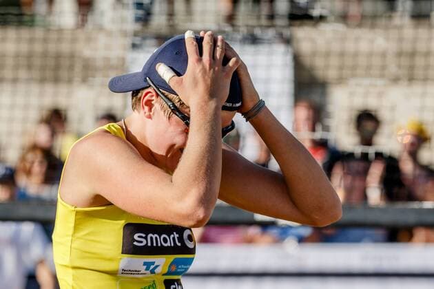 Jubel Überraschung 1 Melanie Gernert (VCO Berlin ) Deutsche Beach-Volleyball Meisterschaften 2016 Timmendorfer Strand