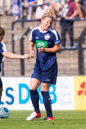 10.09.2016, xfrx, Fussball 1.Bundesliga Damen, Turbine Potsdam - 1.FFC Frankfurt v.l. Svenja Huth (1.FFC Turbine Potsdam) frustriert,traurig,wuetend,fassungslos Potsdam