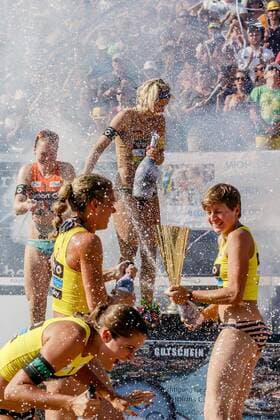 Sektdusche Deutsche Beach-Volleyball Meisterschaften 2016 Timmendorfer Strand