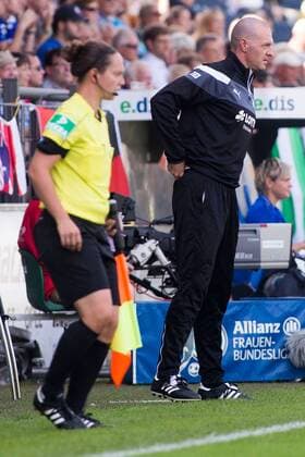 10.09.2016, xfrx, Fussball 1.Bundesliga Damen, Turbine Potsdam - 1.FFC Frankfurt v.l. Trainer Matt Ross (1.FFC Frankfurt) Potsdam