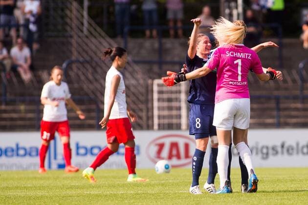 10.09.2016, xfrx, Fussball 1.Bundesliga Damen, Turbine Potsdam - 1.FFC Frankfurt v.l. Wiebke Meister (1.FFC Turbine Potsdam),Lisa Schmitz (1.FFC Turbine Potsdam) celebrate the goal,Torjubel zum 2:0 Potsdam