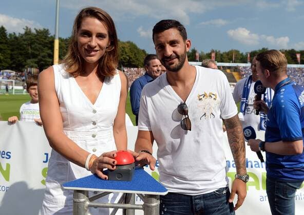 10.09.2016, xjhx, Fussball 1.Bundesliga, SV Darmstadt 98 - Eintracht Frankfurt, emspor emonline, v.l. Andrea Petkovic, Aytac Sulu (SV Darmstadt 98) Darmstadt