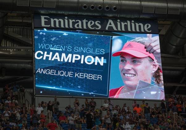 Bilder des Tages - SPORT ANGELIQUE KERBER (GER) auf dem Stadion Monitor, Siegerehrung, Praesentation Tennis - US Open 2016 - Grand Slam ITF ATP Tennis Herren WTA Tennis Damen - USTA Billie Jean King National Tennis Center - New York - New York - USA - 10 September 2016.