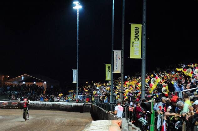 Martin Smolinski (Deutschland) - Jubel vor den deutschen Fans - Speedway GP von Deutschland in Teterow 2016