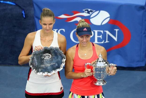 NEW YORK, Sept. 10, 2016 -- Angelique Kerber (R) of Germany and Karolina Pliskova of Czech Republic pose with their trophies during the award ceremony after the women s singles final match at the 2016 U.S. Open in New York, the United States, Sept. 10, 2016. Angelique Kerber won 2-1 and claimed the title. ) (SP)U.S.-NEW YORK-TENNIS-U.S. OPEN QinxLang 