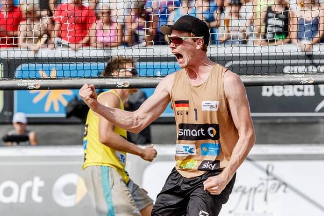 Jubel 1 Markus Böckermann (Der Club an der Alster ) Deutsche Beach-Volleyball Meisterschaften 2016 Timmendorfer Strand