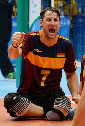 Rio de Janeiro , Paralympics , Sitzvolleyball Deutschland vs. USA , Heiko Wiesenthal ( GER ) , Jubel