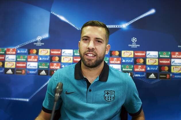FC Barcelona Barca s defender Jordi Alba addresses the media during a press conference PK Pressekonferenz at the end of a team s training session in Barcelona, northeastern Spain, 12 September 2016. FC Barcelona will face Celtic in a Champions League soccer match the upcoming 13 September at Camp Nou stadium. EFE Alejandro Garcia FC BARCELONA PRESS CONFERENCE !ACHTUNG: NUR REDAKTIONELLE NUTZUNG!  GRA210 20160912-636092931462685225