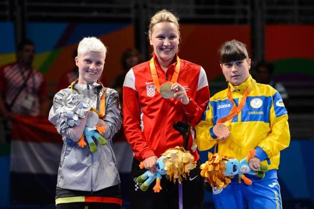 Bilder des Tages - SPORT 13.09.2016, Rio de Janeiro, Riocentro 3 Paralympische Spiele, Tischtennis, Siegerehrung Klasse 6 2. Platz Silber Silbermedaille: Stephanie Grebe (GER), 1. Platz Gold Goldmedaille: Sandra Paovic (CRO), 3. Platz Bronze Bronzemedaille: Maryna Lytovchenko (UKR)