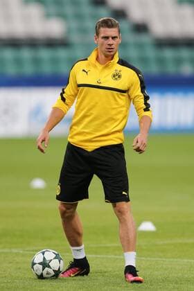 Fußball, CL, Borussia Dortmund Training 13.09.2016 - Warschau, Polen - Fussball, Champions League, Training Borussia Dortmund: Lukasz Piszczek (Borussia), team Borussia training before UEFA Champions League match against Legia Warszawa  20160913toja369