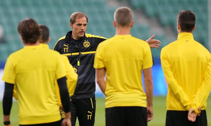 Fußball, CL, Borussia Dortmund Training 13.09.2016 - Warschau, Polen - Fussball, Champions League, Training Borussia Dortmund: Thomas Tuchel (Borussia), team Borussia training before UEFA Champions League match against Legia Warszawa  20160913toja383