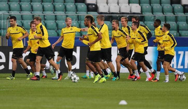 Fußball, CL, Borussia Dortmund Training 13.09.2016 - Warschau, Polen - Fussball, Champions League, Training Borussia Dortmund: Borussia training before UEFA Champions League match against Legia Warszawa  20160913toja388