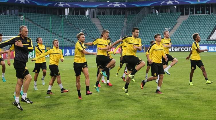 Fußball, CL, Borussia Dortmund Training 13.09.2016 - Warschau, Polen - Fussball, Champions League, Training Borussia Dortmund: Borussia training before UEFA Champions League match against Legia Warszawa  20160913toja394
