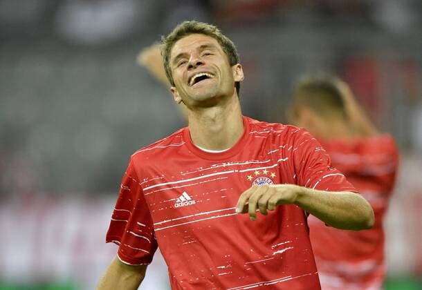 Vor dem Spiel: Auwärmen Thomas Müller FC Bayern München Champions League CL Gruppenphase FC Bayern München FCB vs FC FK Rostow Rostov 13.09.2016