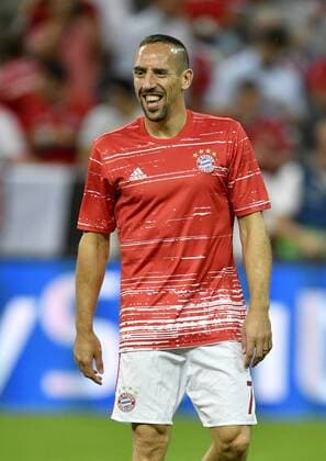 Vor dem Spiel: Auwärmen Franck Ribery FC Bayern München Champions League CL Gruppenphase FC Bayern München FCB vs FC FK Rostow Rostov 13.09.2016