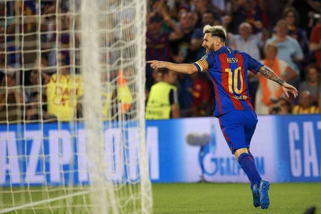 Fußball, CL, FC Barcelona - Celtic Glasgow FC Barcelona Barca Argentinian striker Lionel Messi celebrates his 1-0 goal against Celtic Glasgow during their UEFA Champions League 1st journey match at Camp Nou Stadium in Barcelona, Catalonia, Spain, 13 September 2016. FC BARCELONA VS. CELTIC GLASGOW !ACHTUNG: NUR REDAKTIONELLE NUTZUNG!  BCN001 20160913-636093975088170669