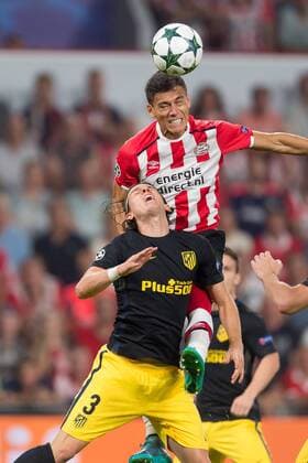 Eindhoven, Netherlands 13.09.2016, UEFA Champions League - 2016 17 Season, Group D - Matchday 1, PSV Eindhoven - Club Atletico de Madrid, Filipe Luis (Atletico Madrid) gegen Hector Moreno (PSV) ( DeFodi001