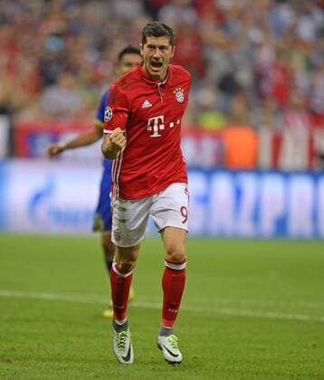 13.09.2016, Fussball Champions-League 2016 2017, Vorrunde 1.Spieltag, FC Bayern München - FK Rostow, in der Allianzarena München. Torjubel nach dem Elfmetertor, Robert Lewandowski (FC Bayern München) 