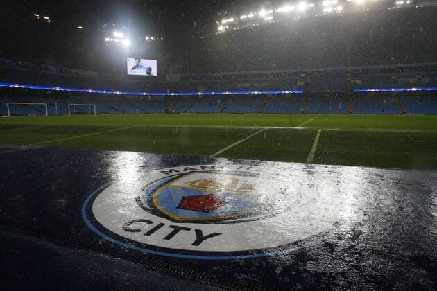 13.09.2016. The Etihad, Manchester, England. UEFA Champions League Football. Manchester City versus Borussia Monchengladbach. Scenes inside the Etihad as torrential rain before the kick off forces the game to be postponed. xAlanxMartinx  ActionPlus11788850