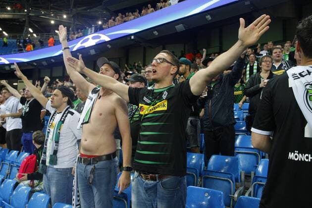 13.09.2016. The Etihad, Manchester, England. UEFA Champions League Football. Manchester City versus Borussia Monchengladbach. The German fans unhappy inside the Etihad as torrential rain before the kick off forces the game to be postponed. xAlanxMartinx  ActionPlus11788852