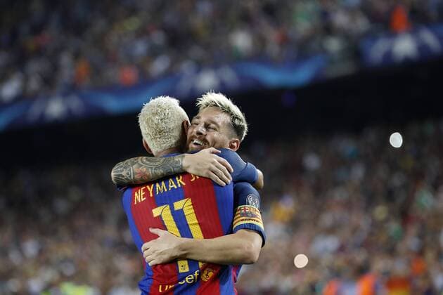 Bilder des Tages - SPORT Fußball, CL, FC Barcelona - Celtic Glasgow (L-R) Neymar of FC Barcelona Barca Lionel Messi of FC Barcelonaduring the UEFA Champions League group C match between FC Barcelona and Celtic on September 13, 2016 at the Camp Nou stadium in Barcelona, Spain. FC Barcelona v Celtic UEFA Champions League 2016 2017 xVIxxIVx 6210643