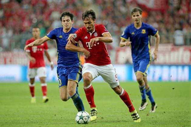 Sardar Azmoun ( FC Rostov ) Mats Hummels (FC Bayern Muenchen), FC Bayern Muenchen vs. FC Rostov, Fussball, Champions League, Gruppenphase, 13.09.2016, Muenchen Copyright: xLangerx xEibner-Pressefotox EP_HLR