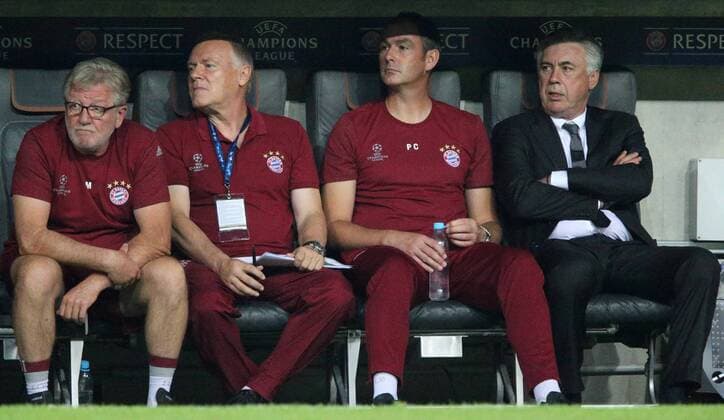 SOCCER - CL, Bayern vs Rostov MUNICH,GERMANY,13.SEP.16 - SOCCER - UEFA Champions League, group stage, FC Bayern Muenchen vs FC Rostov. Image shows assistant coach Paul Clement, assistant coach Hermann Gerland, assistant coach Davide Ancelotti and head coach Carlo Ancelotti (Bayern). GEPAxpictures xThomasxBachun