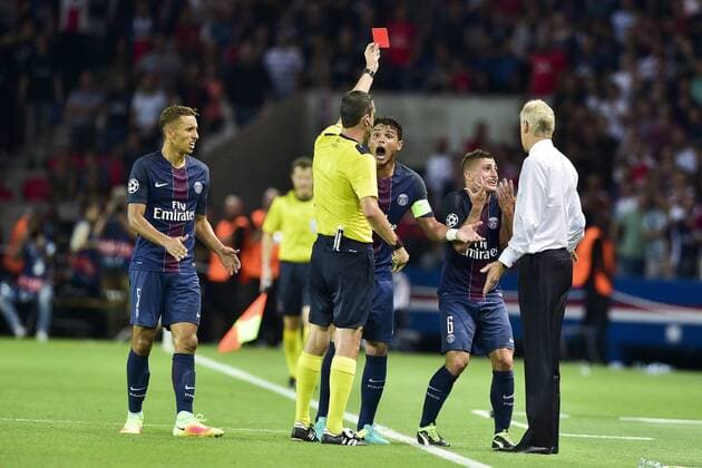 Fußball, CL, Paris St. Germain - FC Arsenal VERRATTI Marco (PSG) Olivier Giroud (Arsenal) - Fussball, Champions League, Paris Saint Germain PSG vs. Arsenal FC - 13 09 2016 JBAutissier Panoramic 