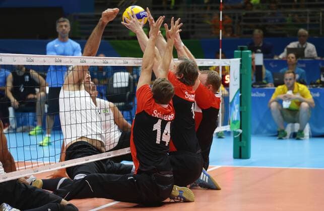 Rio de Janeiro , Paralympics , Sitzvolleyball , Deutschland vs. Brasilien , Enttäuschung Deutschland