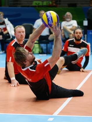 Rio de Janeiro , Paralympics , Sitzvolleyball , Deutschland vs. Brasilien , Alexander Schiffler ( GER )