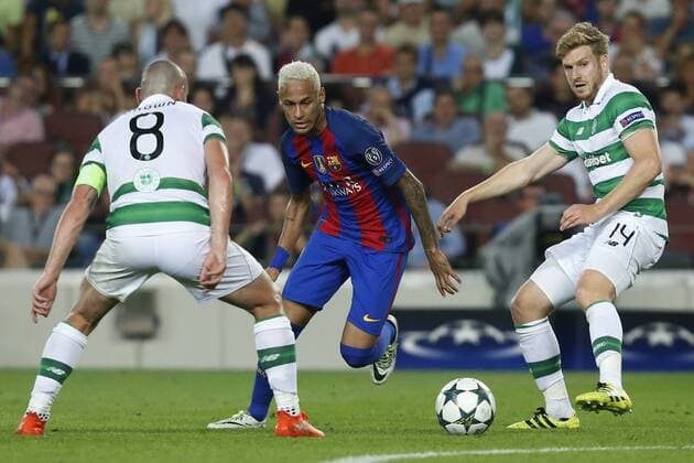 (160914) -- BARCELONA, Sept. 13, 2016 -- Barcelona s Neymar (C) breaks through during the UEFA Champions League Group C match between Barcelona and Celtic in Barcelona, Sept. 13, 2016. Barcelona won 7-0. ) (SP)SPAIN-BARCELONA-SOCCER-UEFA CHAMPIONS LEAGUE-GROUP C PauxBarrena 