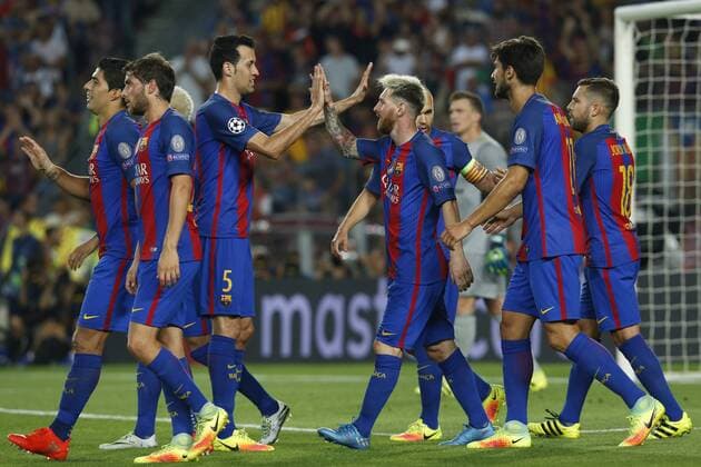 (160914) -- BARCELONA, Sept. 13, 2016 -- Barcelona s Lionel Messi (C) celebrates scoring with teammates during the UEFA Champions League group C match between Barcelona and Celtic in Barcelona, Sept. 13, 2016. Barcelona won 7-0. ) (SP)SPAIN-BARCELONA-SOCCER-UEFA CHAMPIONS LEAGUE-GROUP C PauxBarrena 