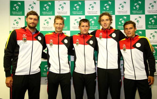 Tennis, Herren, 2016, Davis Cup Relegation Deutschland - Polen, Pressekonferenz, die deutsche Davis-Cup-Mannschaft: Daniel Brands (Deutschland), Florian Mayer (Deutschland), Teamkapitän Michael Kohlmann (Deutschland), Jan-Lennard Struff (Deutschland), Daniel Masur (Deutschland), 13.09.16,