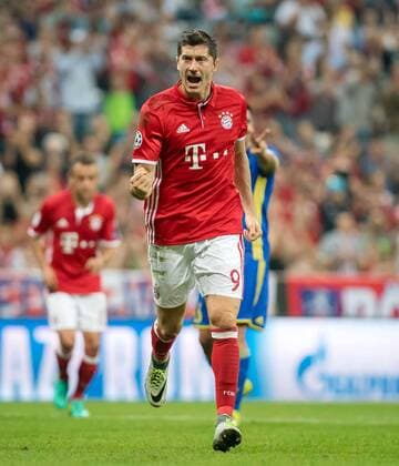 13. September 2016: Muenchen, Allianz Arena: Fussball UEFA Champions League: FC Bayern Muenchen - FK Rostow: Muenchens Robert Lewandowski jubelt ueber seinen Treffer zum 1:0.