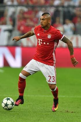 Arturo VIDAL (Bayern Muenchen), Aktion,Einzelaktion,Einzelbild, Freisteller,Ganzkoerperaufnahme,ganze Figur. FC Bayern Muenchen-FK Rostow 5-0. Fussball Champions League Gruppenphase am 13.09.2016. A L L I A N Z A R E N A.