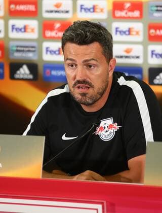 SOCCER - EL, RBS vs Krasnodar, preview SALZBURG,AUSTRIA,14.SEP.16 - SOCCER - UEFA Europa League, Red Bull Salzburg vs FK Krasnodar, preview, press conference PK Pressekonferenz RBS. Image shows head coach Oscar Garcia (RBS). GEPAxpictures xFelixxRoittner