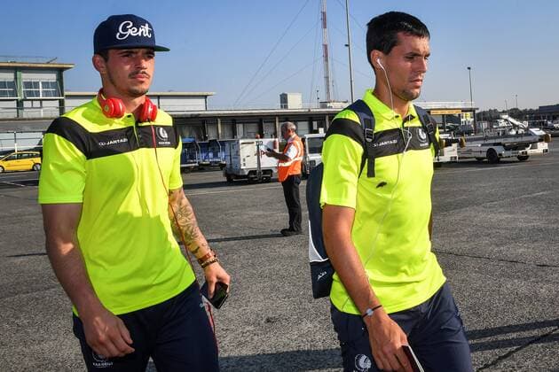 Gent s Jeremy Perbet pictured at the departure of Belgian first league soccer team KAA Gent for Braga in Portugal, Wednesday 14 September 2016, in Oostende airport. Tomorrow Gent is playing the first game of the group stage of the Europa League competition against SC Braga, in the group H. LUCxCLAESSEN  x04931162x
