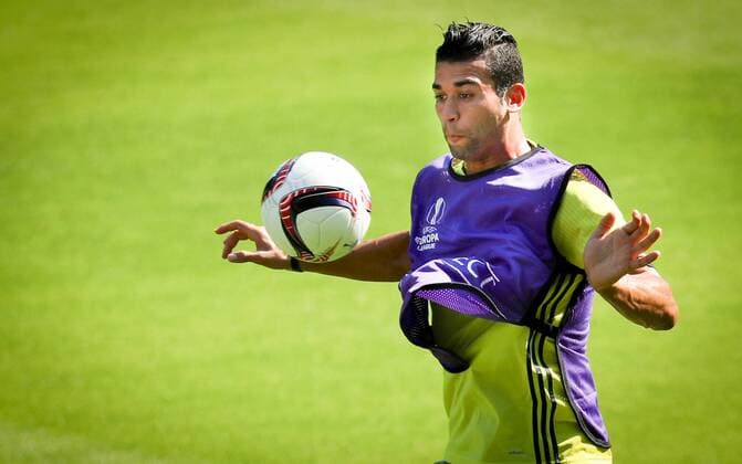 Anderlecht s Hamdi Harbaoui pictured in action during a training session of Belgian first league soccer team RSC Anderlecht, Wednesday 14 September 2016. Tomorrow Anderlecht is playing the first game of the group stage of the Europa League competition against Azerbaidjan club FK Gabala, in the group C. VIRGINIExLEFOUR  x04931302x