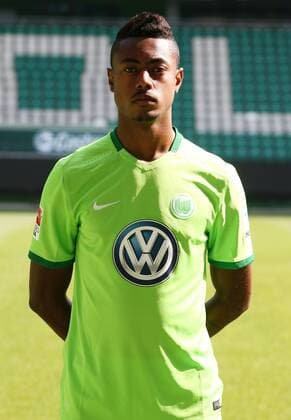 Bruno Henrique (16) Einzelbild Querformat Fußball Fussball GER 1.BL Porträttermin 2016 2017 VfL Wolfsburg 14.09.2016