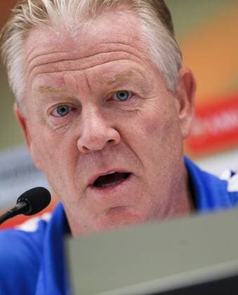 SOCCER - EL, Rapid vs Genk, preview VIENNA,AUSTRIA,14.SEP.16 - SOCCER - UEFA Europa League, SK Rapid Wien vs KRC Genk, preview, press conference PK Pressekonferenz Genk. Image shows head coach Peter Maes (Genk). Keywords: Wien Energie. GEPAxpictures xPhilippxBrem