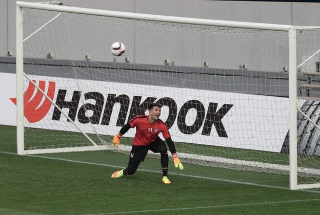 SOCCER - EL, Giurgiu vs A.Wien, preview BUCHAREST,ROMANIA,14.SEP.16 - SOCCER - UEFA Europa League, Astra Giurgiu vs FK Austria Wien, preview, training, A.Wien. Image shows Osman Hadzikic (A.Wien). GEPAxpictures xChristianxOrt